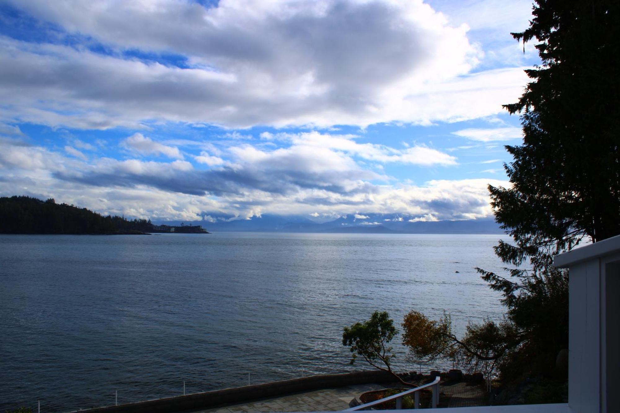 Sooke Harbour House Hotel Bagian luar foto