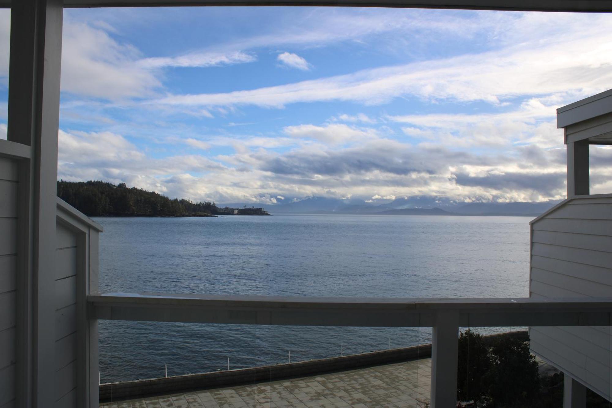 Sooke Harbour House Hotel Bagian luar foto