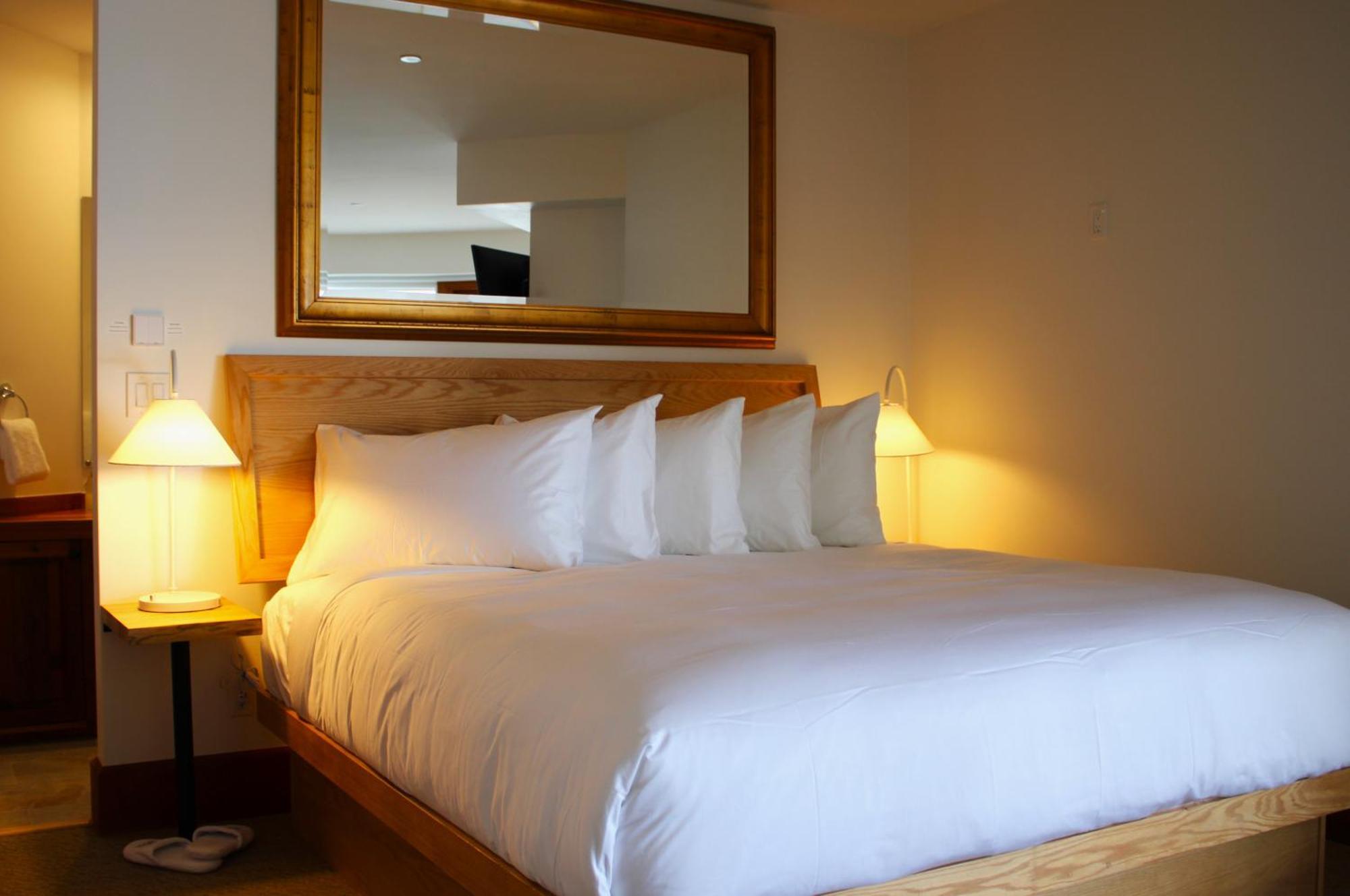 Sooke Harbour House Hotel Bagian luar foto