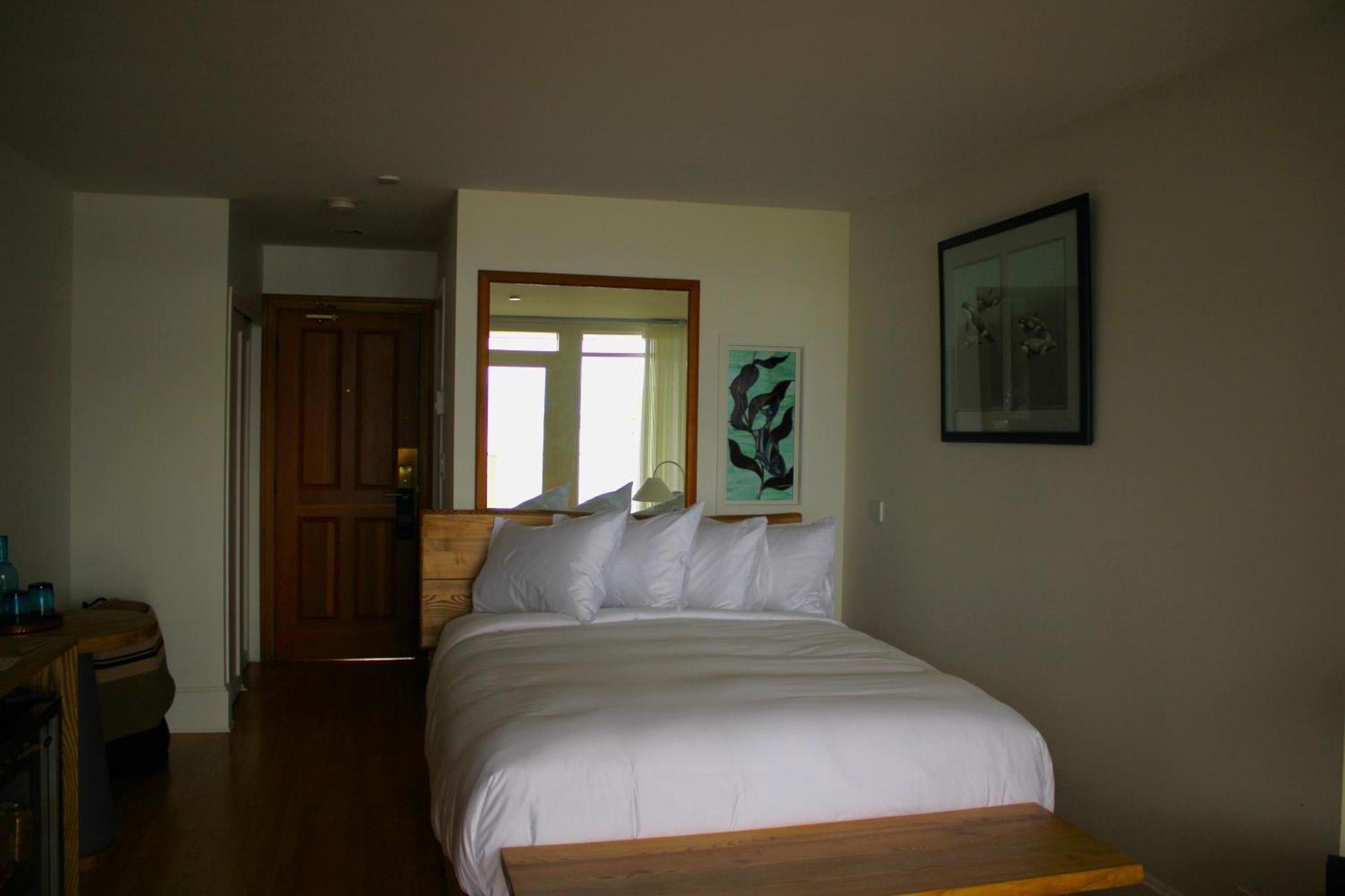 Sooke Harbour House Hotel Bagian luar foto