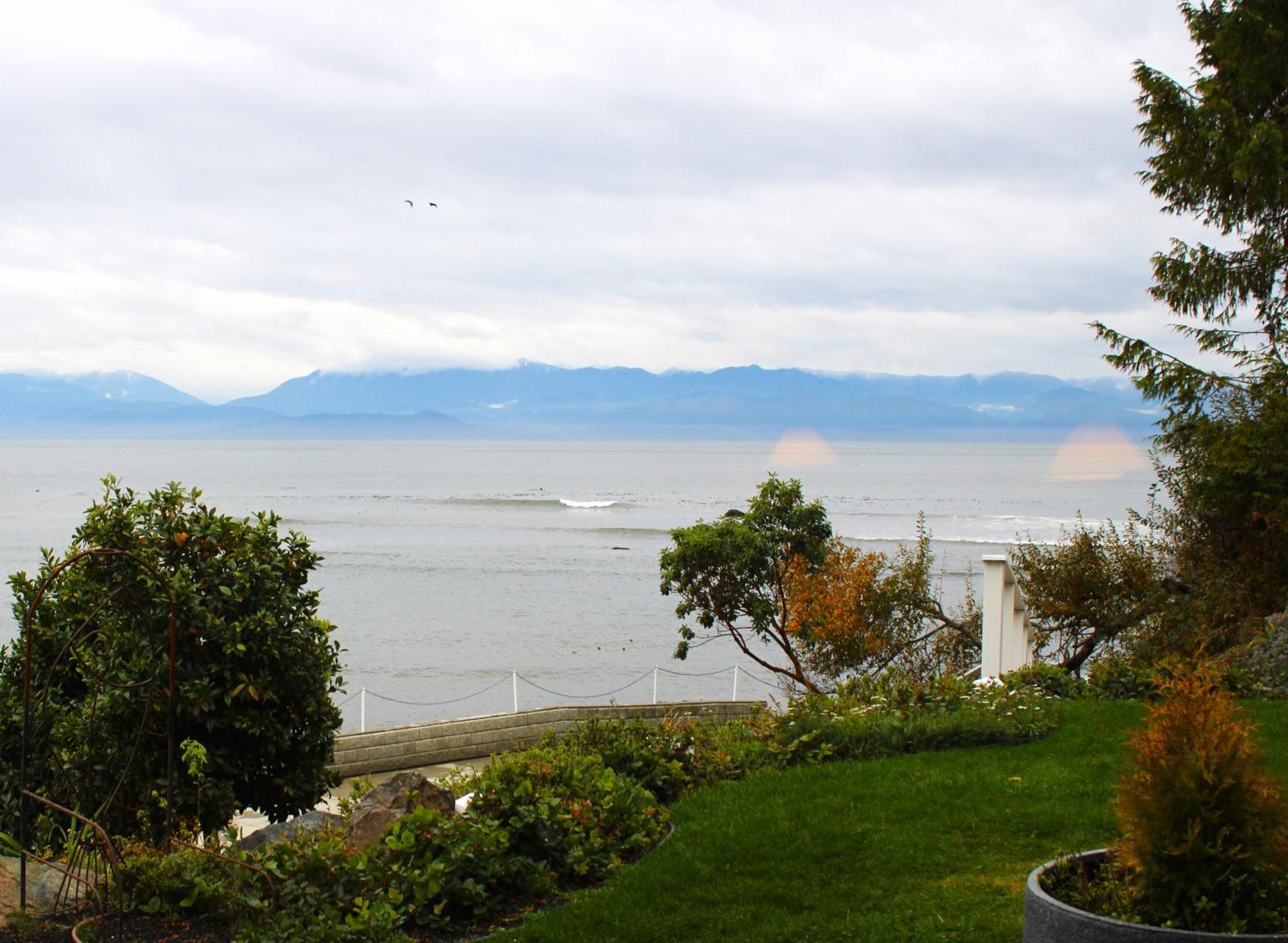 Sooke Harbour House Hotel Bagian luar foto